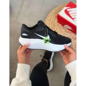 Nike Motiva Journey 2